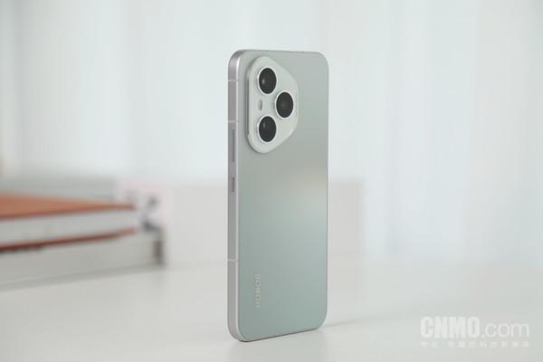 验：荣耀最强数字系列 真实就是力量pg电子中国荣耀400 Pro体(图6)